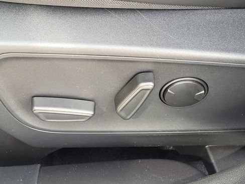 New 2026 Ford Escape ST-Line w/ Tech Pack #1 FWD image 10