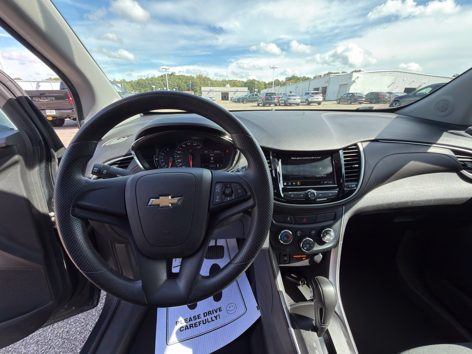 Used 2019 Chevrolet Trax LS FWD image 2