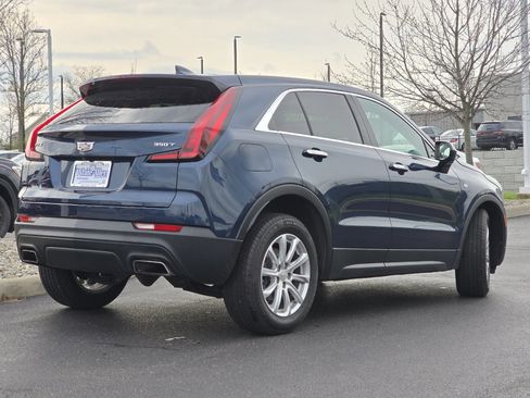 Used 2022 Cadillac XT4 Luxury w/ Cold Weather Package image 26