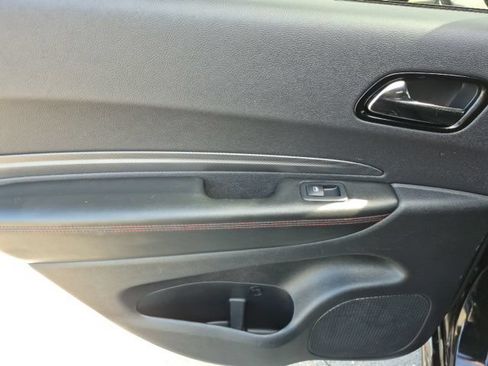 Used 2023 Dodge Durango GT AWD/4WD image 14