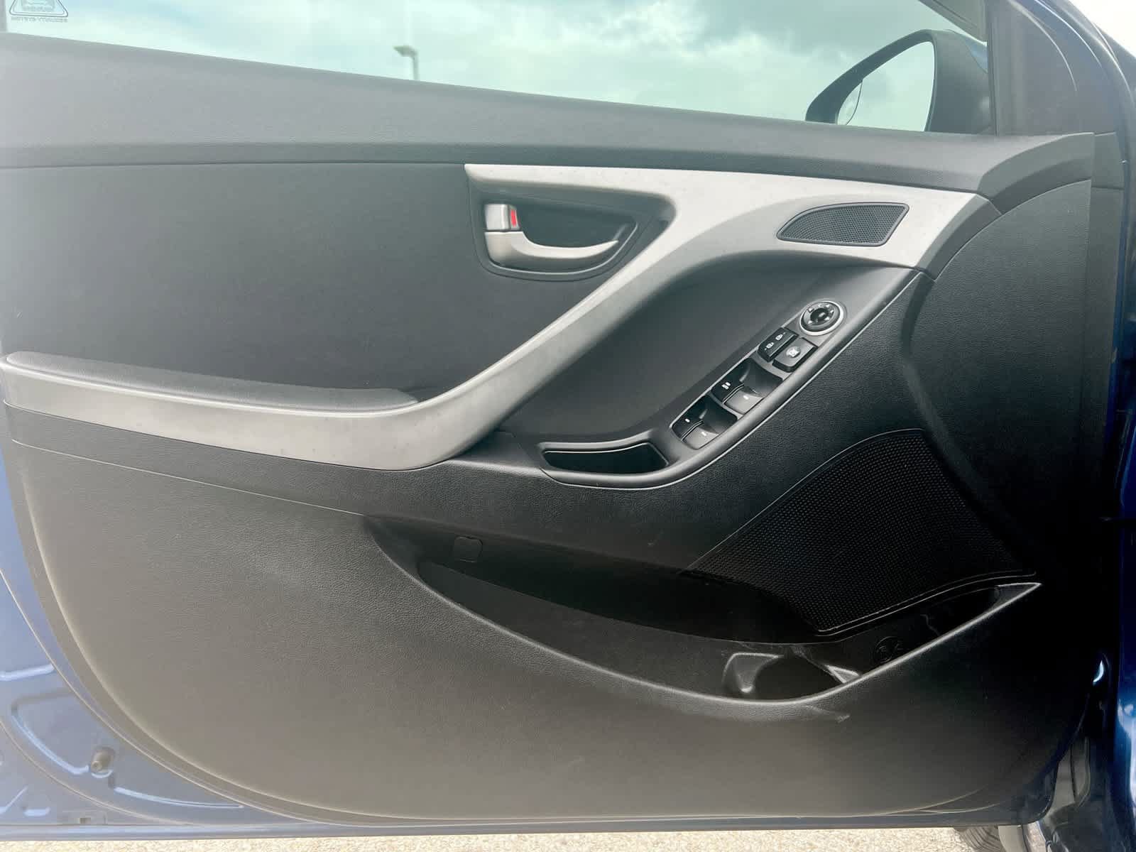 Used 2016 Hyundai Elantra Value Edition FWD image 24