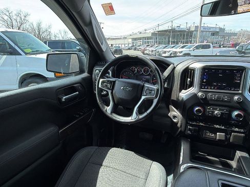Certified 2019 Chevrolet Silverado 1500 LT Trail Boss AWD/4WD image 20