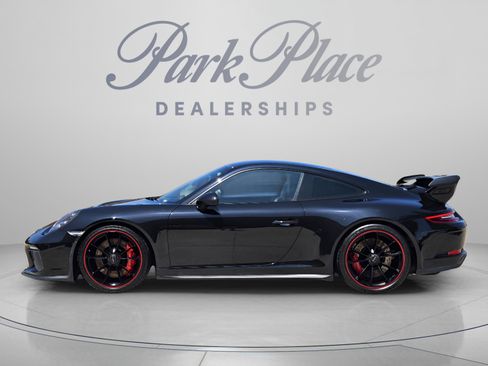 Used 2018 Porsche 911 GT3 RWD image 2