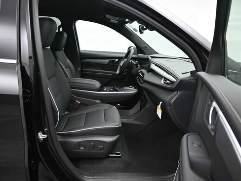 New 2026 Buick Enclave Preferred image 11