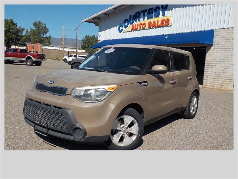 Used 2015 Kia Soul FWD image 1