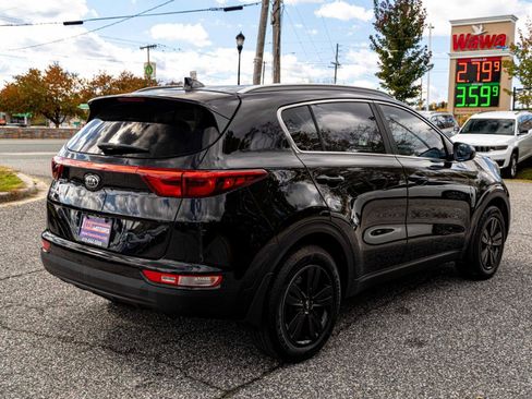 Used 2018 Kia Sportage LX w/ LX Popular Package AWD/4WD image 6