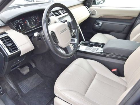 Used 2019 Land Rover Discovery HSE AWD/4WD image 19