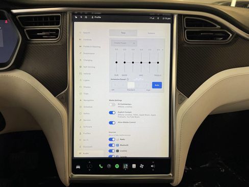 Used 2018 Tesla Model X 100D AWD/4WD image 6