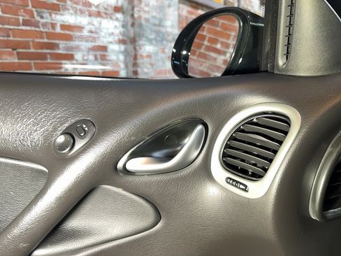 Used 2005 Pontiac GTO RWD image 46