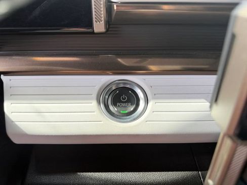 Used 2025 GMC Hummer EV 3X AWD/4WD image 31