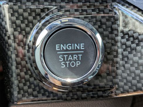 New 2025 Ford F150 Lariat w/ Equipment Group 502A High image 32