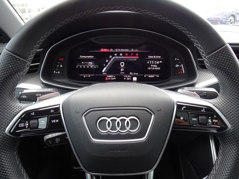 Certified 2025 Audi S7 Premium Plus image 17