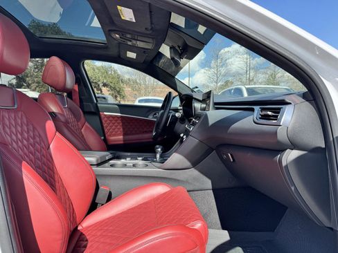 Used 2024 Genesis G70 3.3T Advanced w/ Sport Prestige Package image 29