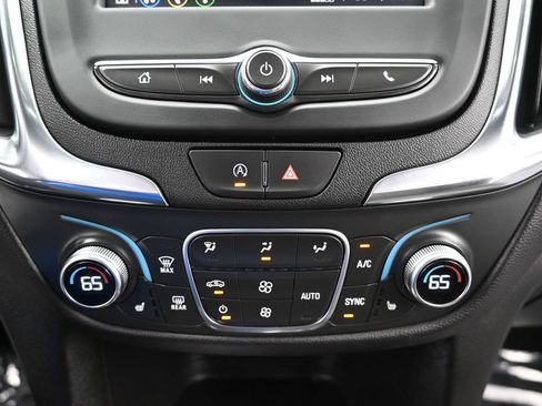 Certified 2024 Chevrolet Equinox LT AWD/4WD image 20
