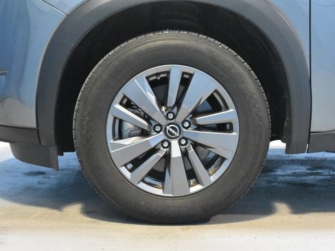 Certified 2025 Nissan Pathfinder SV AWD/4WD image 23