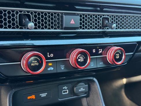 Used 2023 Honda Civic Sport image 33