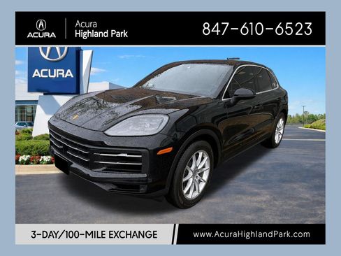 Used 2024 Porsche Cayenne AWD/4WD image 1