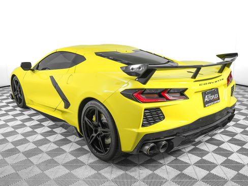 Used 2024 Chevrolet Corvette Stingray Preferred Cpe w/ Z51 Performance Package image 7