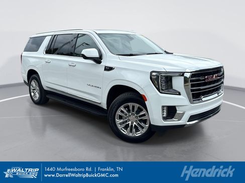 Used 2023 GMC Yukon XL SLT AWD/4WD image 1