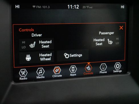 Used 2020 Jeep Compass Latitude w/ Cold Weather Group image 30