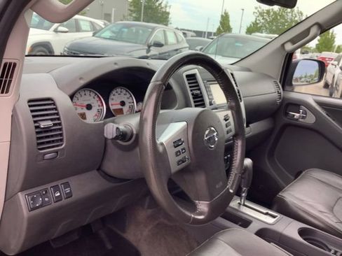 Used 2014 Nissan Frontier PRO-4X w/ Pro-4x Luxury Package AWD/4WD image 10