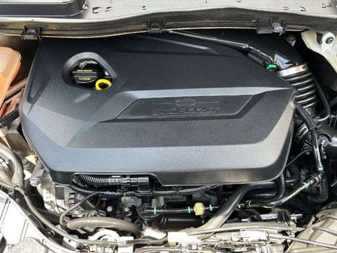 Used 2014 Ford Escape SE FWD image 34