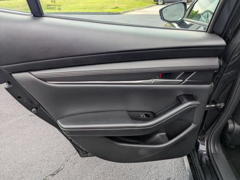 Used 2024 MAZDA MAZDA3 s FWD image 22