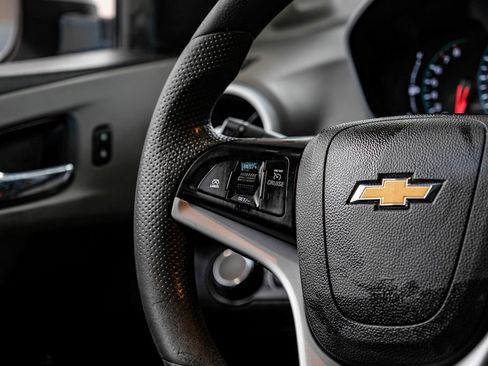 Used 2020 Chevrolet Sonic LT FWD image 19