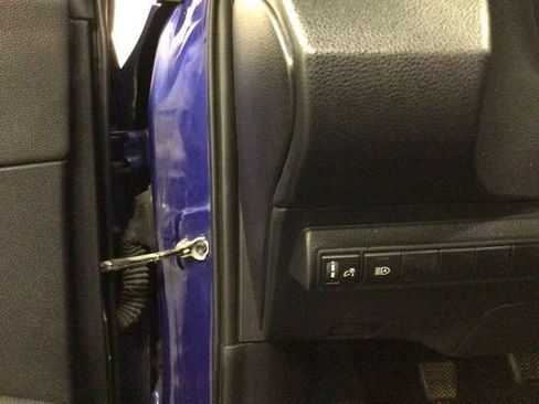 Used 2021 Toyota Corolla SE FWD image 23