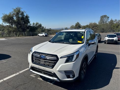 Used 2023 Subaru Forester Touring w/ Popular Package #2 AWD/4WD image 1