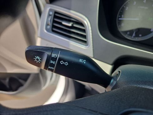Used 2017 Hyundai Sonata SE FWD image 24