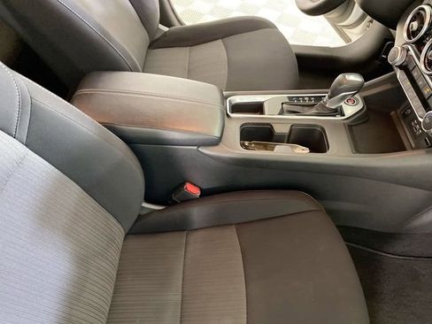 Used 2024 Nissan Sentra SV FWD image 44