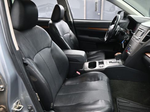 Used 2014 Subaru Outback 2.5i Limited image 15
