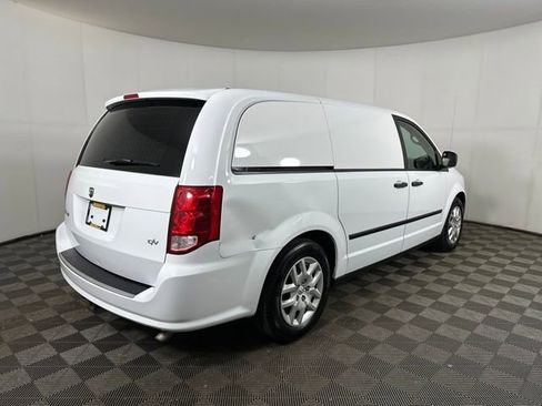 Used 2014 RAM C/V Tradesman image 3