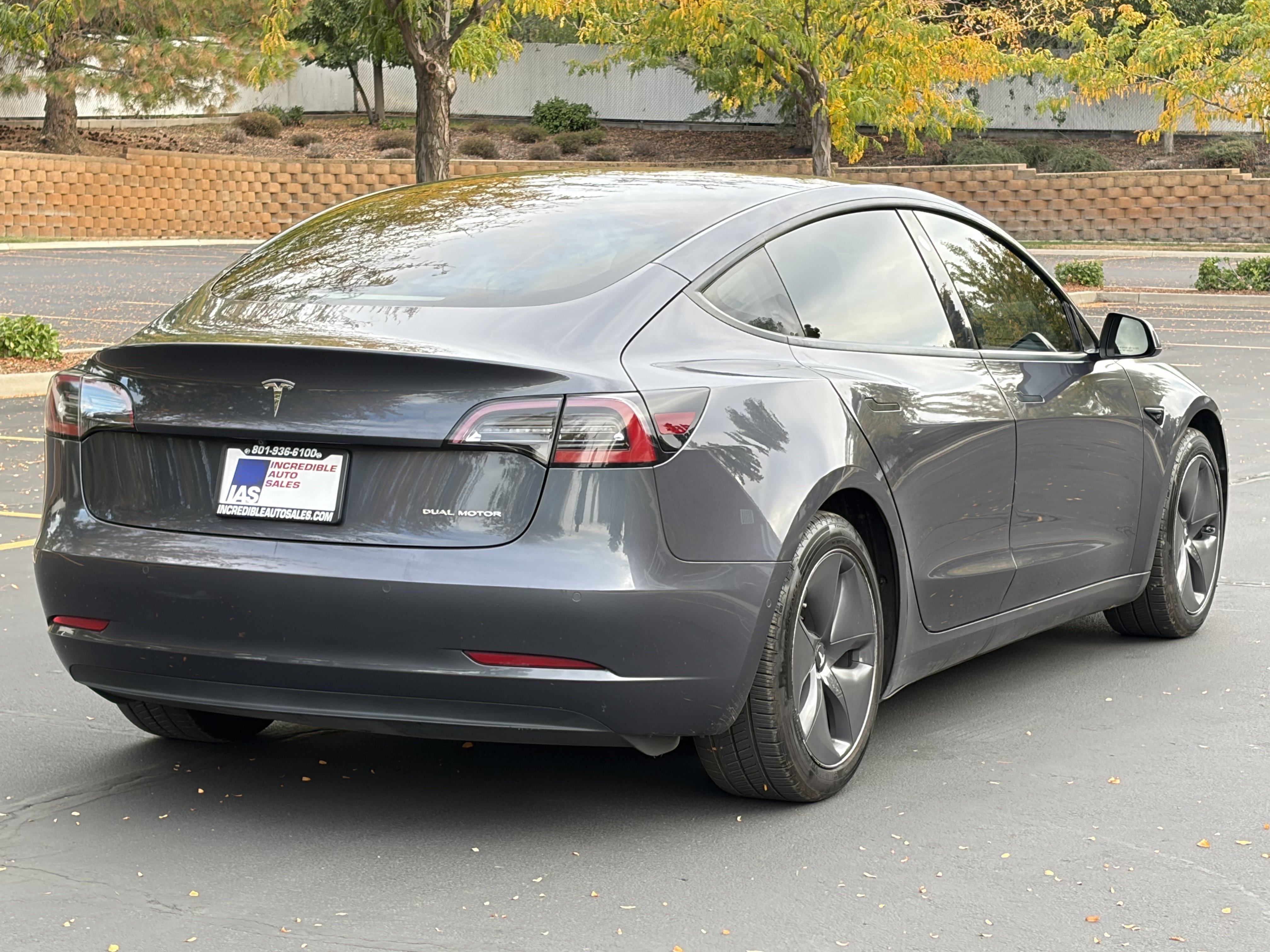 Used 2022 Tesla Model 3 Long Range AWD/4WD image 6
