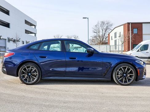 Used 2022 BMW i4 eDrive40 w/ M Sport Package image 4