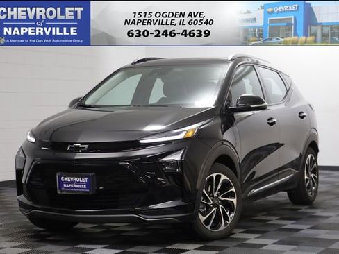 Used 2023 Chevrolet Bolt EUV Premier w/ Sun & Sound Package image 1