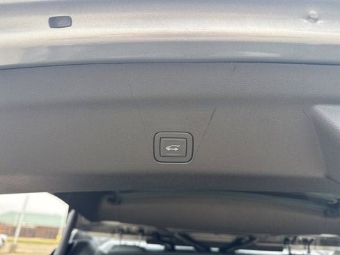 New 2026 Chevrolet Tahoe High Country image 9