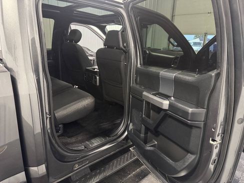 Used 2018 Ford F150 XLT w/ Equipment Group 302A Luxury AWD/4WD image 23