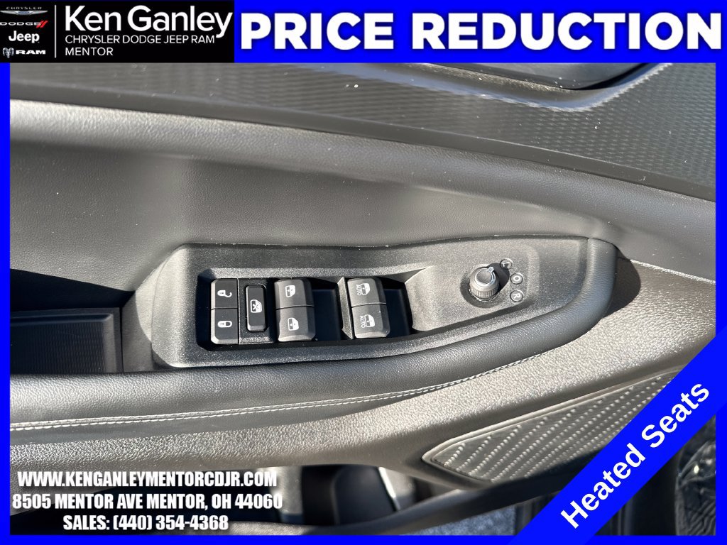 Used 2024 Jeep Grand Cherokee Altitude AWD/4WD image 14