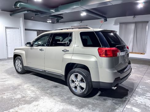 Used 2015 GMC Terrain SLT w/ Chrome Edition image 6