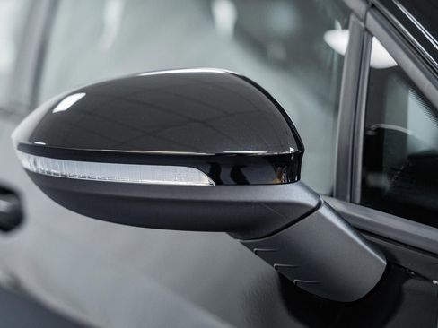 Used 2024 Volkswagen GTI Autobahn image 10