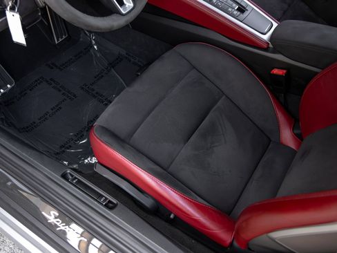 Certified 2022 Porsche 718 Boxster Spyder RWD image 29