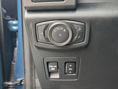 Used 2019 Ford F150 Raptor w/ Equipment Group 802A Luxury image 15