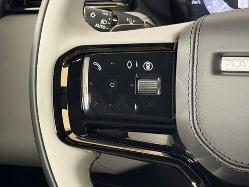 New 2026 Land Rover Range Rover Velar Dynamic SE image 17