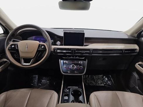 Certified 2022 Lincoln Corsair Reserve AWD/4WD image 9