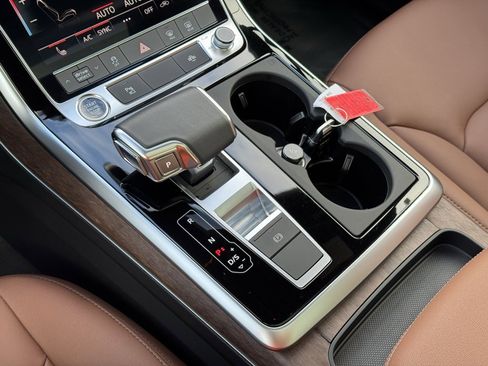 Used 2025 Audi Q7 2.0T Premium w/ Convenience Plus Package image 33