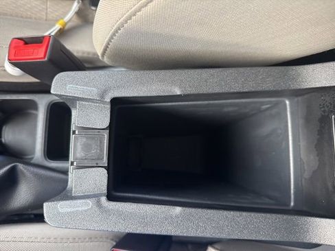 Used 2022 Ford EcoSport S image 28