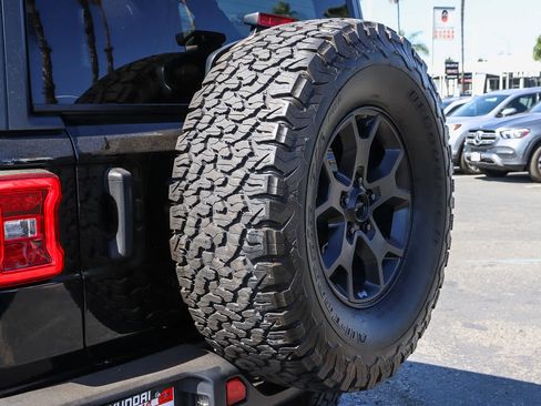 Used 2020 Jeep Wrangler Unlimited Sport image 11