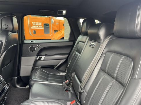 Used 2019 Land Rover Range Rover Sport HSE image 28